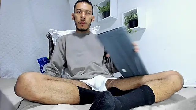 Aronxxs online show from 03.01.25