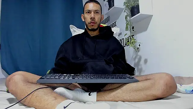 Aronxxs online show from 02.25.26