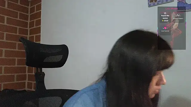 Caroll Luna online show from 10.14.25