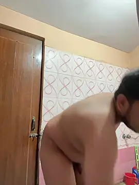 Snapshot of NakedPlayBoy chatting on 01.02.25 NakedPlayBoy online show from 01.02.25