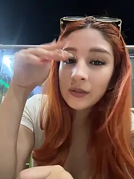 Snapshot of Mon_Cherry chatting on 06.04.26 Mon Cherry online show from 06.04.26