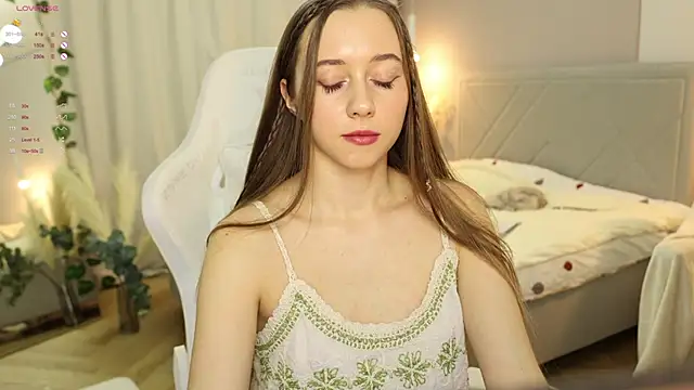  Pretty Doll  online show from 03.10.25