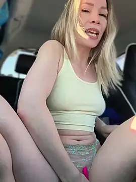 LavenderHot online show from 02.23.25