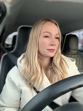 LavenderHot online show from 02.24.25