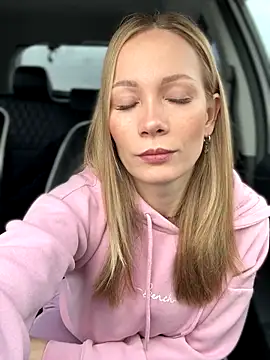 LavenderHot online show from 10.11.25