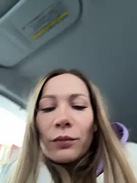 Snapshot of LavenderHot chatting on 01.11.26 LavenderHot online show from 01.11.26