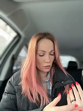 Snapshot of LavenderHot chatting on 02.15.26 LavenderHot online show from 02.15.26