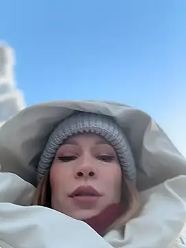 Snapshot of LavenderHot chatting on 03.01.26 LavenderHot online show from 03.01.26