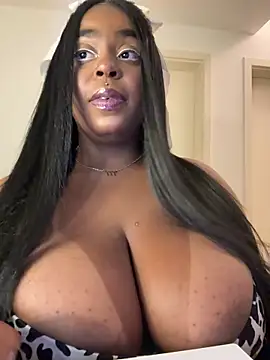 latinababyy online show from 11.02.25