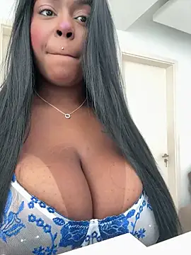 latinababyy online show from 12.21.25