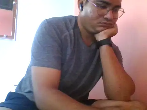 naughtymike0007 online show from 09.30.25