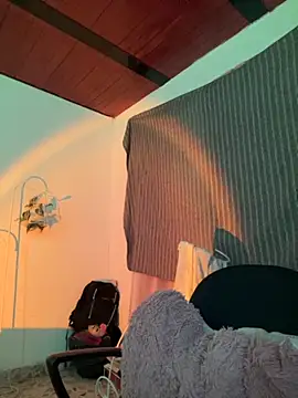 Snapshot of CieloTaylor chatting on 10.22.25 CieloTaylor online show from 10.22.25