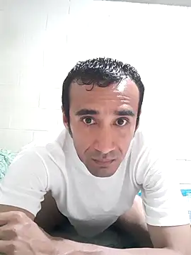 EIGUAP00 online show from 02.27.25