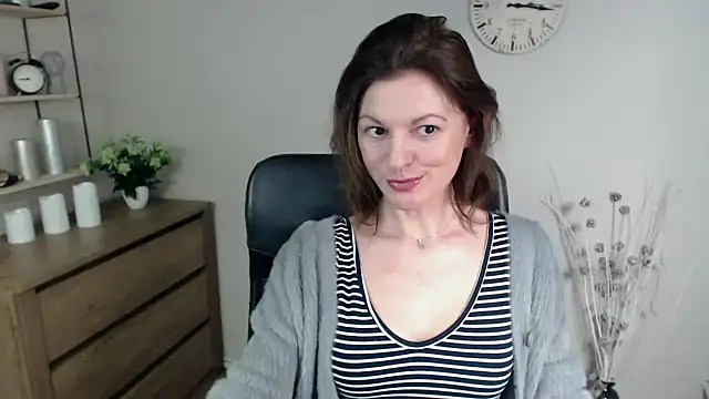 VivianWILD online show from 01.11.25