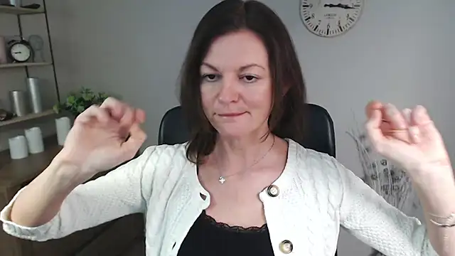 VivianWILD online show from 01.16.25