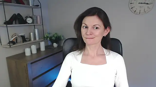 VivianWILD online show from 02.05.25