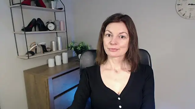 VivianWILD online show from 02.12.25