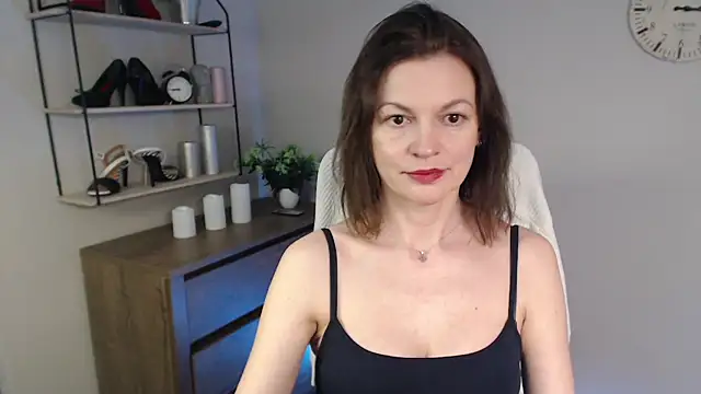 VivianWILD online show from 02.14.25