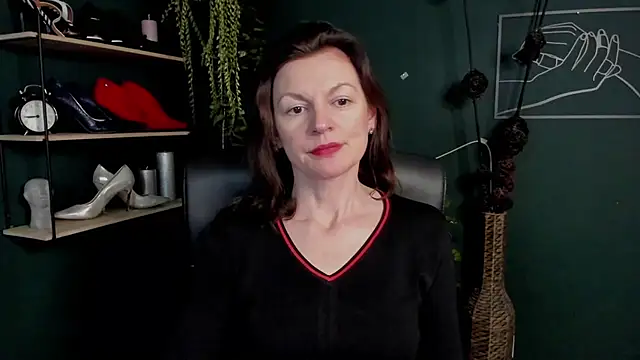 VivianWILD online show from 03.12.25