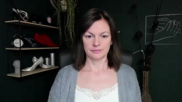 VivianWILD online show from 03.15.25