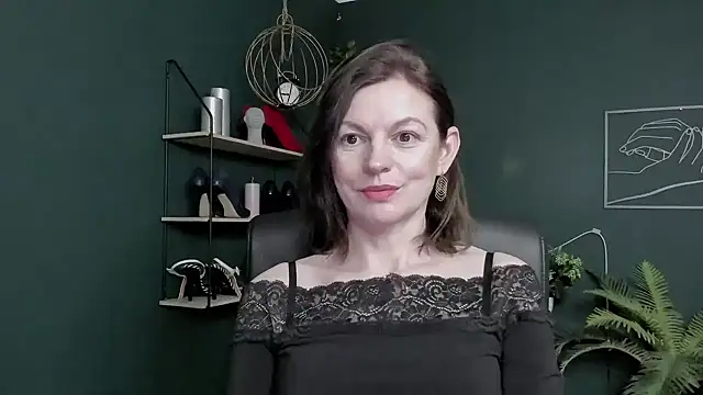 VivianWILD online show from 04.20.26