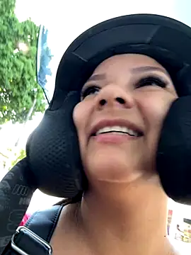 loreth J online show from 09.09.25