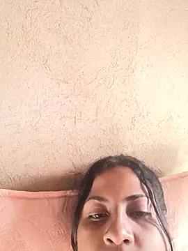 Giselabrunette25 online show from 12.21.25