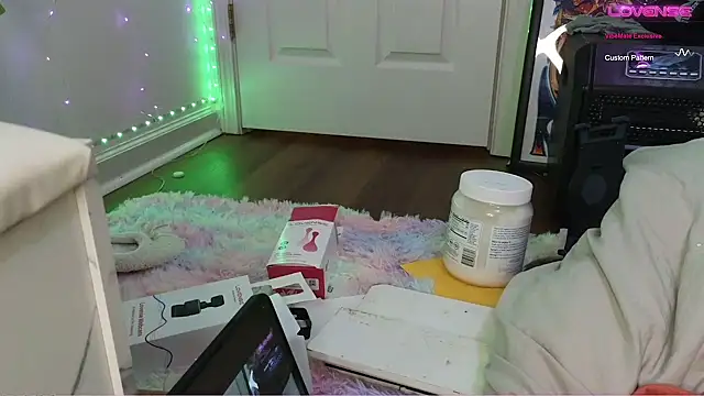 yummyrina online show from 12.29.24