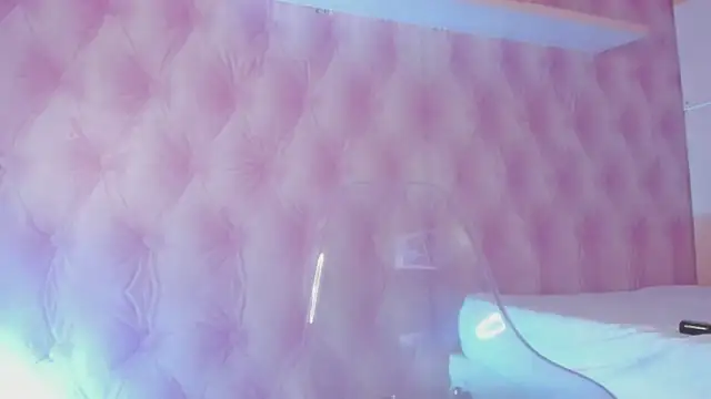 Hilary-banks online show from 03.16.25