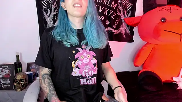 sofi pretty uwu- online show from 01.13.25