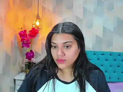 LindaBreeS online show from 11.14.25