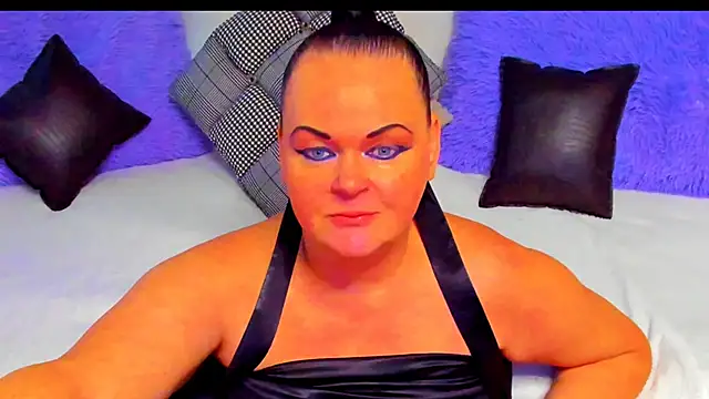 MilanaBiegert online show from 11.07.25