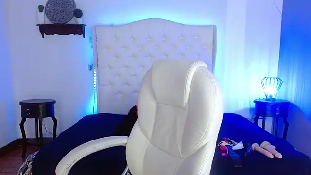 elena detroya online show from 12.21.24