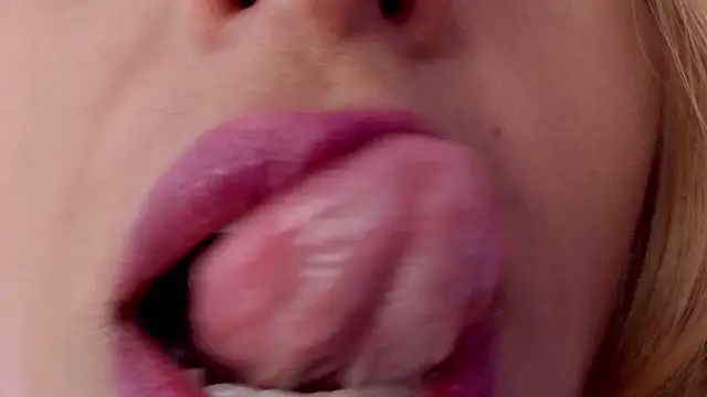 elena detroya online show from 09.22.25