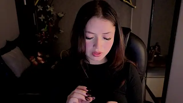 almma shy online show from 11.20.25