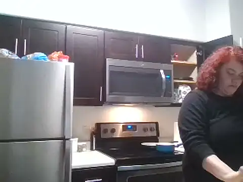 lolabun247 online show from 12.04.24