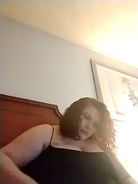 lolabun247 online show from 01.29.25