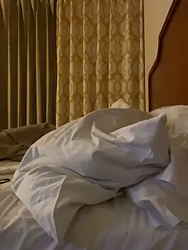 lolabun247 online show from 02.05.25