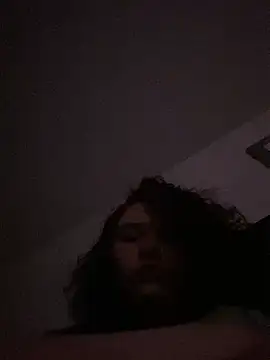 lolabun247 online show from 02.20.25