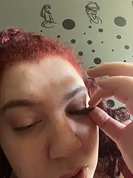 lolabun247 online show from 11.06.25