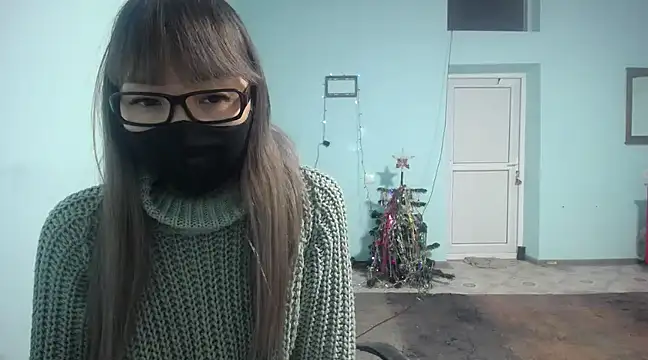 elllaaxx online show from 01.05.25