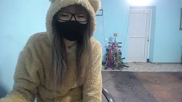 elllaaxx online show from 01.07.25