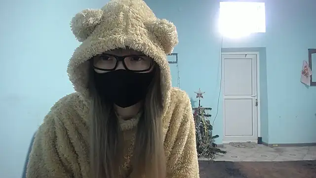 elllaaxx online show from 02.06.25