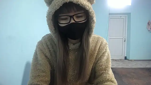 elllaaxx online show from 03.01.25