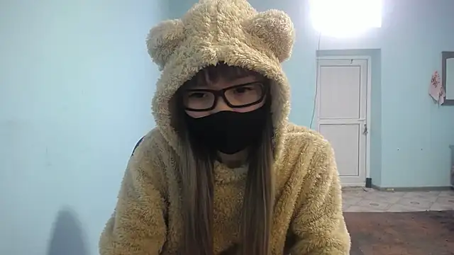 elllaaxx online show from 03.14.25