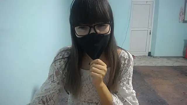 elllaaxx online show from 11.17.25