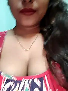 Snapshot of sexyindi_couple chatting on 01.25.25 sexyindi couple online show from 01.25.25