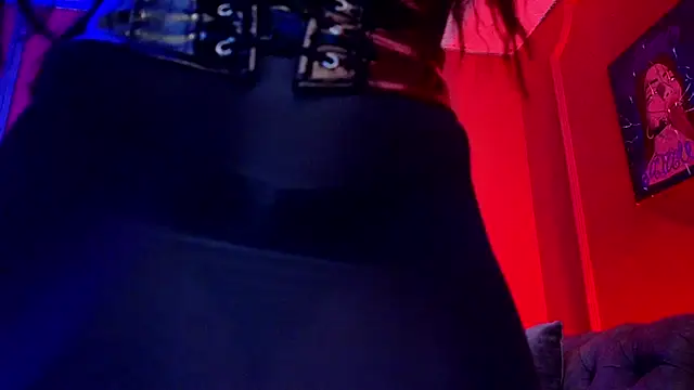 Julieta Russell online show from 09.16.25