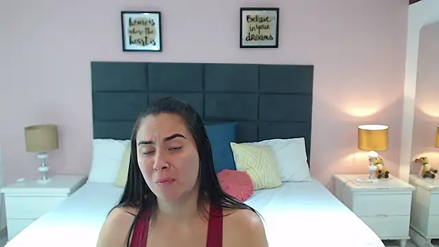 MadisonJenner online show from 03.05.25