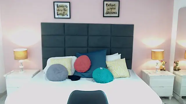 MadisonJenner online show from 03.06.25